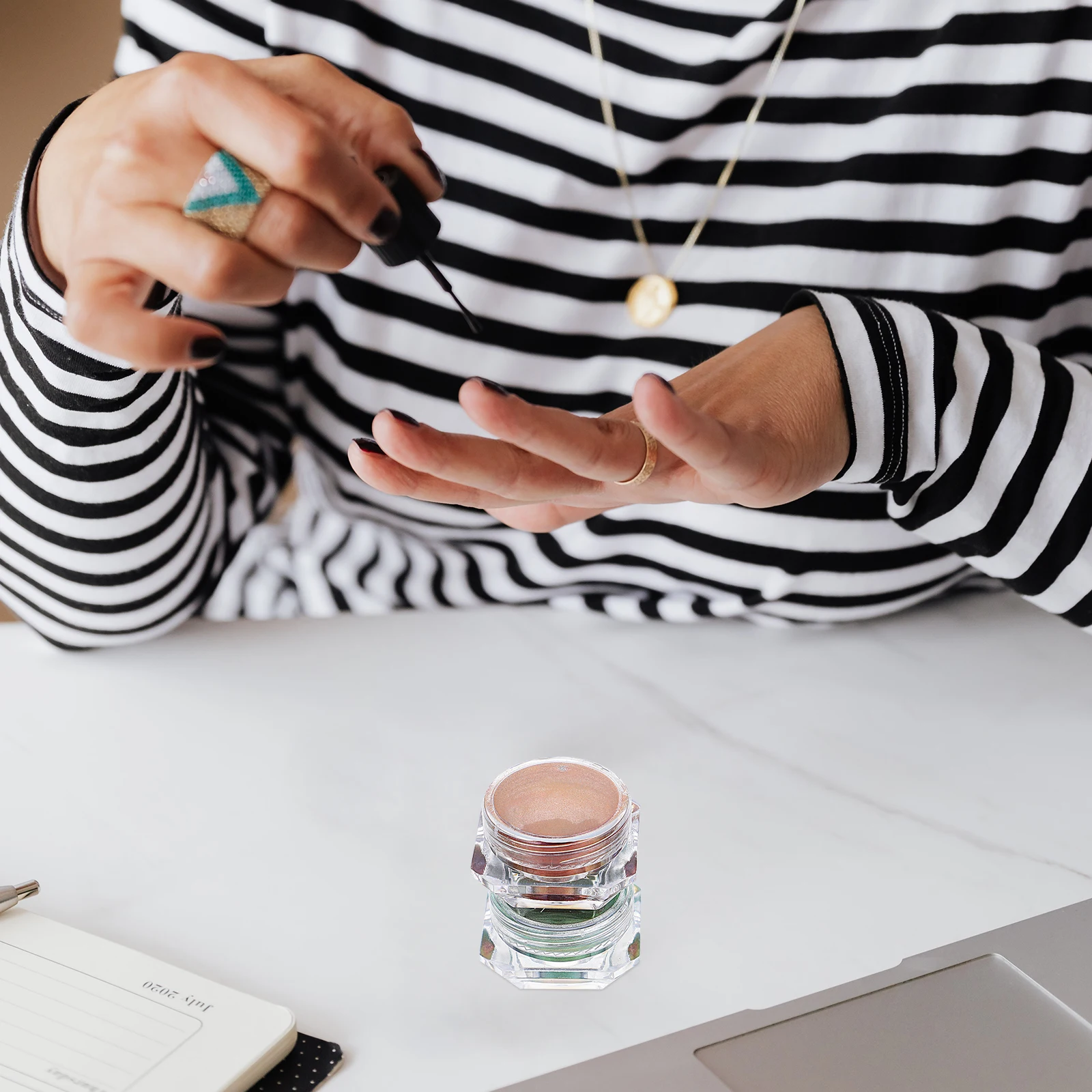 

4 Pcs Color-changing Pigment Epoxy Resin with Paste Colorant for Colors Powder Crafts Dye Mica