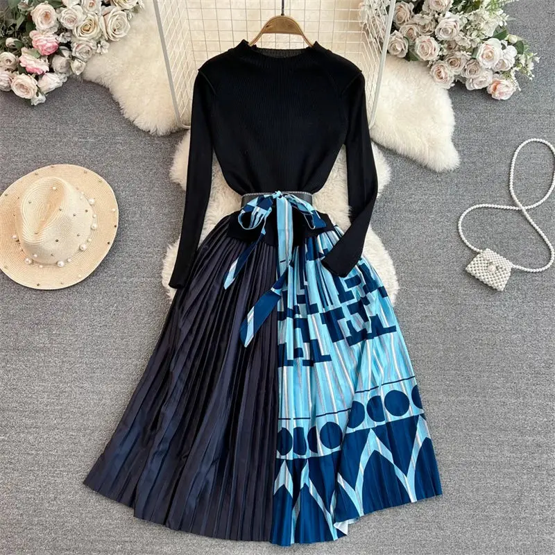 

Autumn Winter Dress Women Fashion Temperament Long Sleeve Stand Neck Slim Knitted Spliced A-Line Printed Pleated Dress Z2823