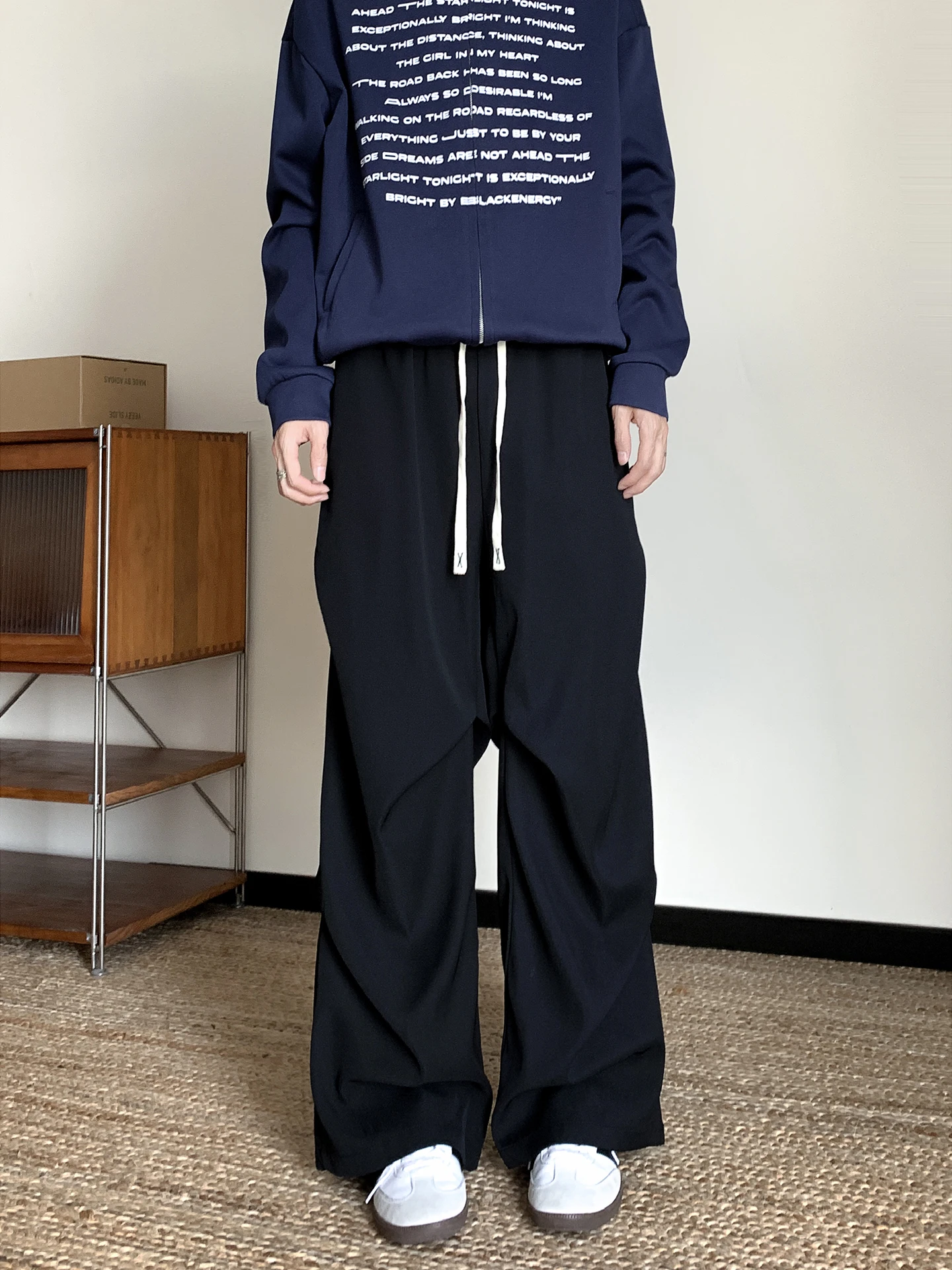 

American Vibe Men's Summer Functional Cargo Pants Pleated Design Dstring Straight Leg Wide Leg Pure Color Casual Trousers