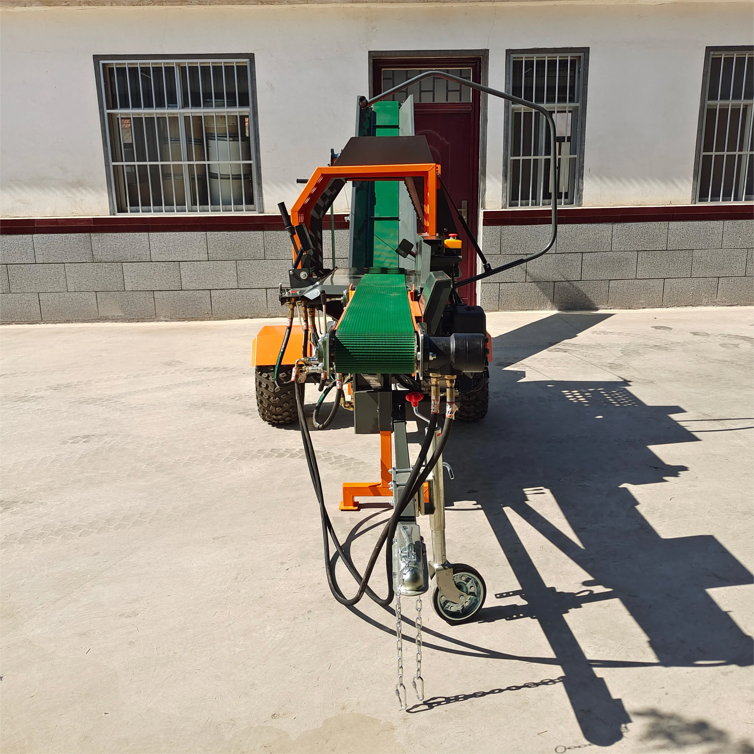 Hydraulic Log Splitter Machine, Horizontal Wood Processor With Log Conveyor For Efficient Firewood Production
