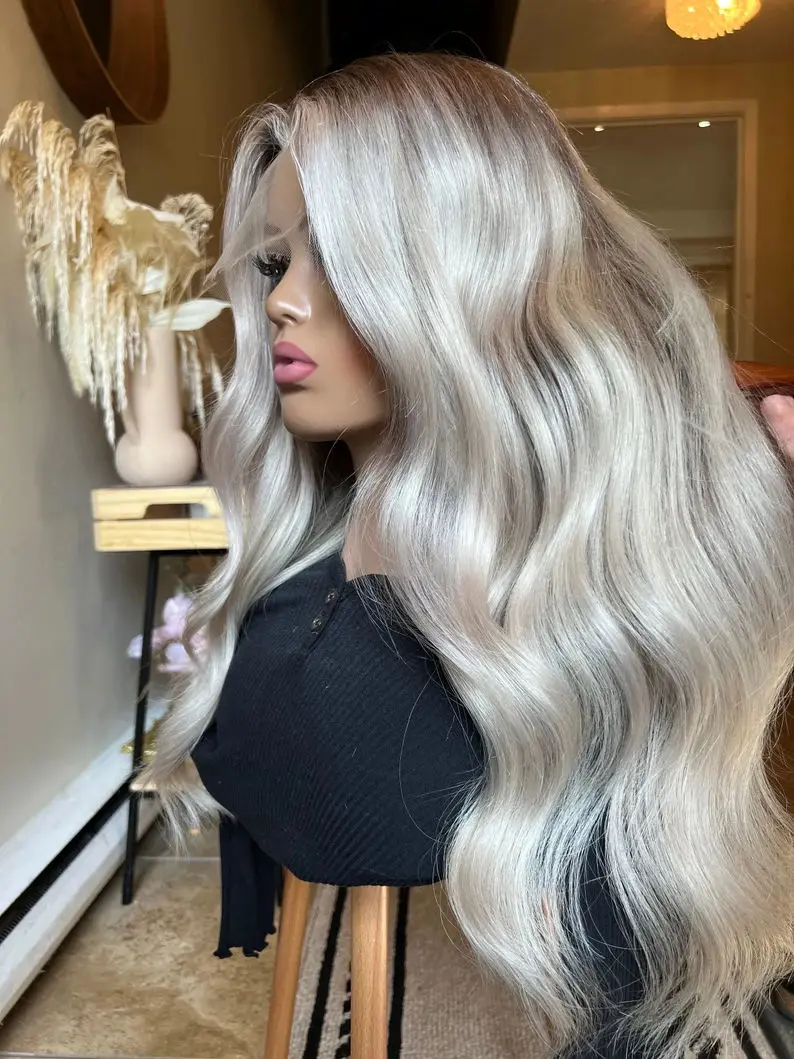 Wig Tanpa Lem Ombre Ash Platinum Blonde Highlights Untuk Wanita, Futura Brunette Fibre Deep Wave Bouncy Original Factory Wig Murah
