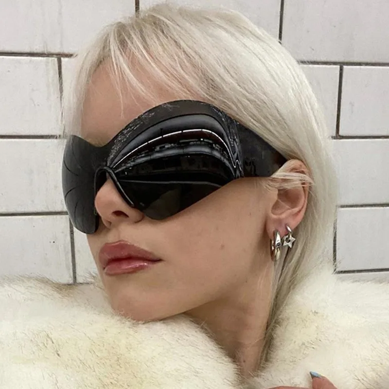 New Oversized Frameless Sunglasses With Futuristic Feel Y2K Sun Glasses Man Women's Photography Eyewear