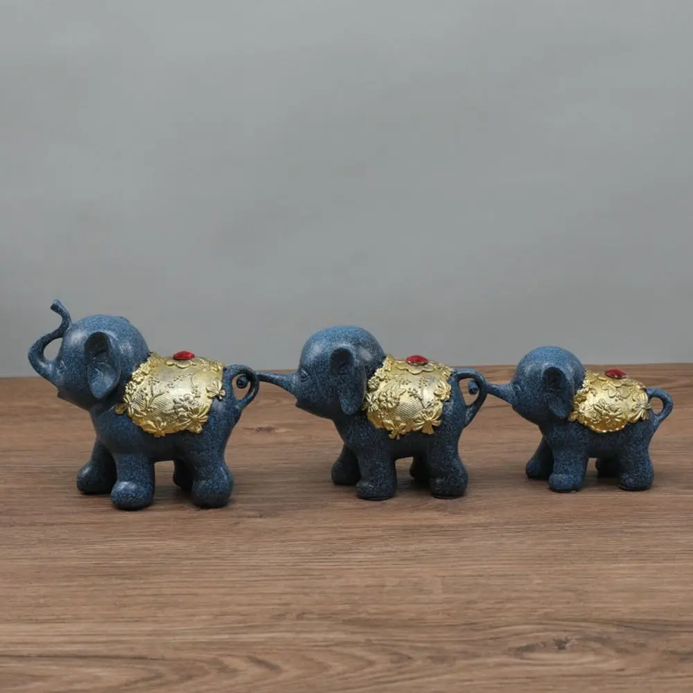 

3pcs/set Creative Cute Lucky Elephant Figurine Resin Handicraft Elephant Statue Crafts Lifelike Animal Sculpture Feng Shui Decor