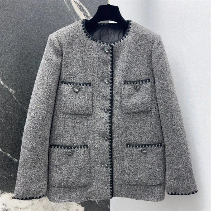 Women's winter jacket 2024 New Multi pocket decoration Puffer coats Fashion Warm Thick Coat High quality wool blend down coats