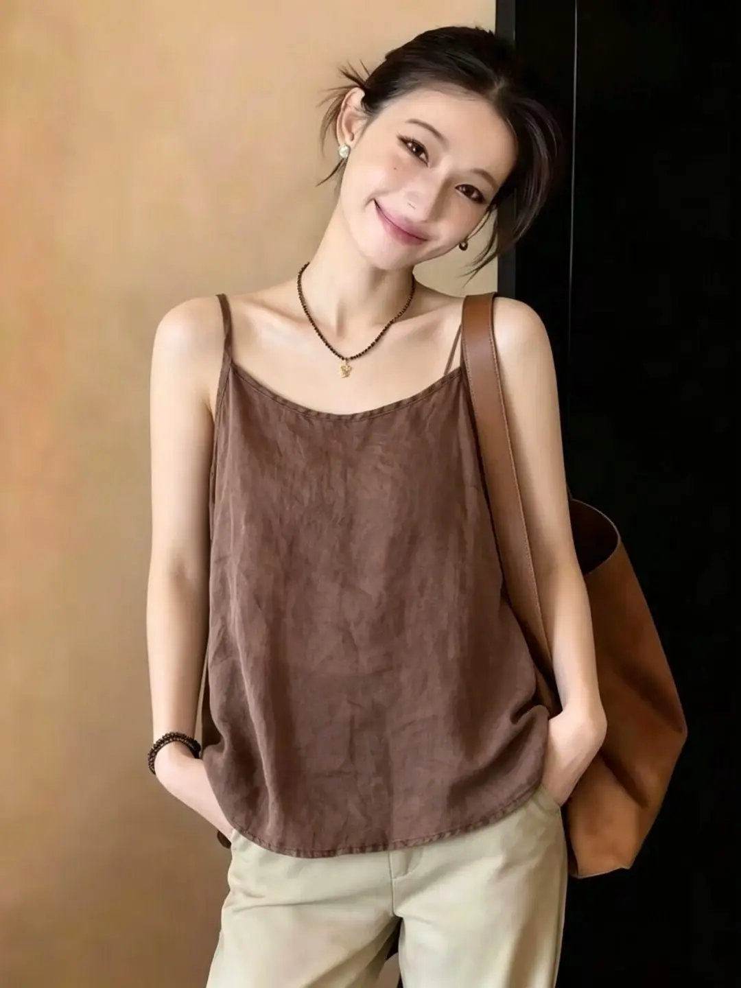 

High-End Strap Vest Women's plus Size Summer Thin Fashion Retro Inner Wear Base Shirt Trendy round Neck Short Style Casual