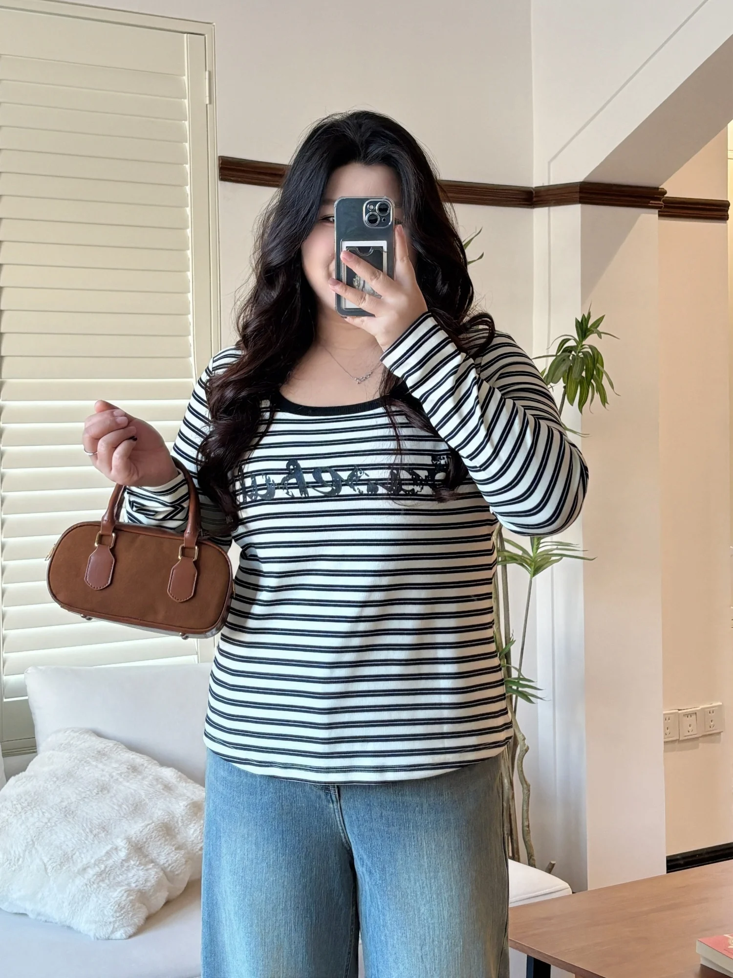 

Женская футболка больших размеров с круглым вырезом, принтом-надписью и полосками, повседневная, модная, для города, с длинным рукавом