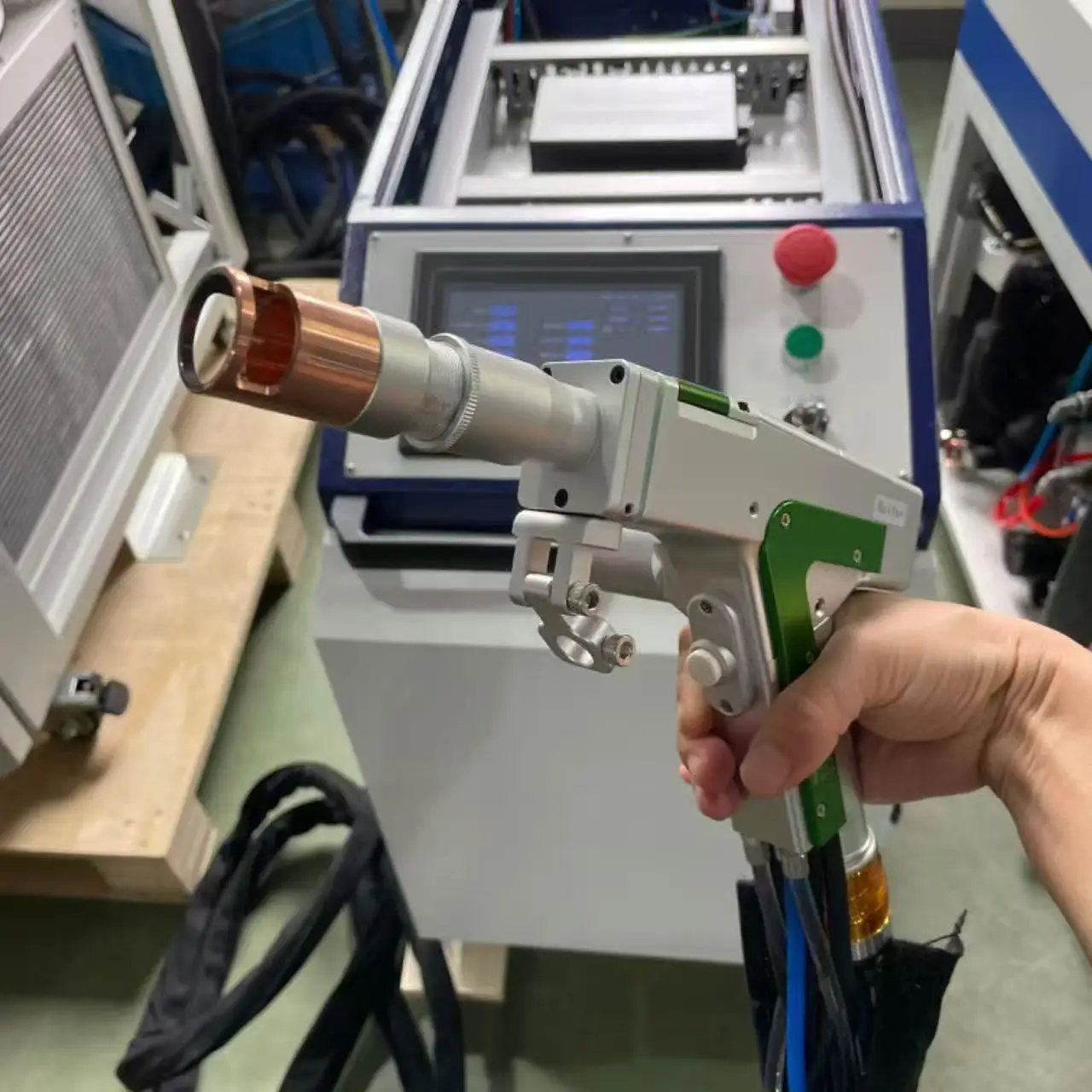 

5-in-1 Laser Welding Machine Can Weld Lithium Batteries and Process Sheet Metal Lithium Battery Laser Welding Machine