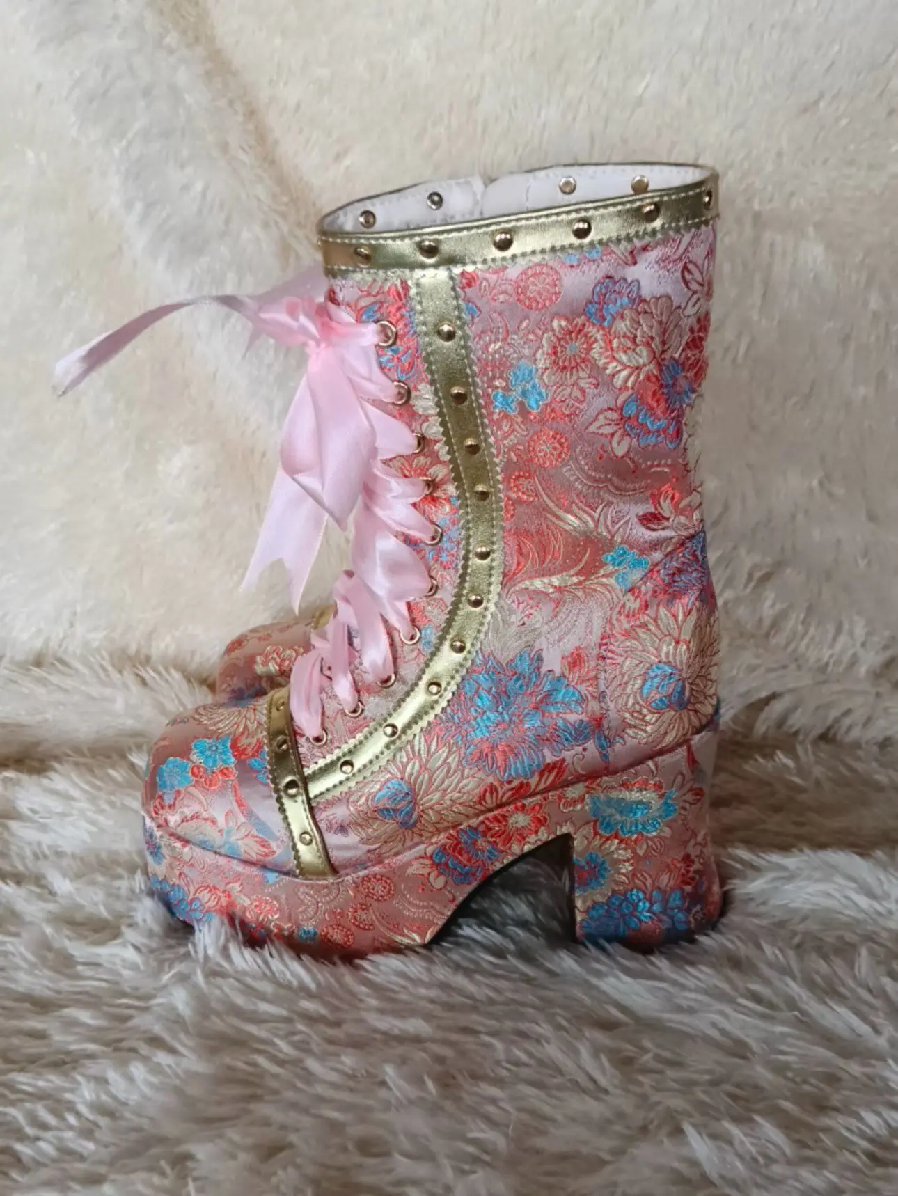

Pink Vintage Floral Embroidery Satin Ankle Boots Gold Stud Detail Platform Heel Pink Ribbon Lace Up Design Luxury Fashion Boots