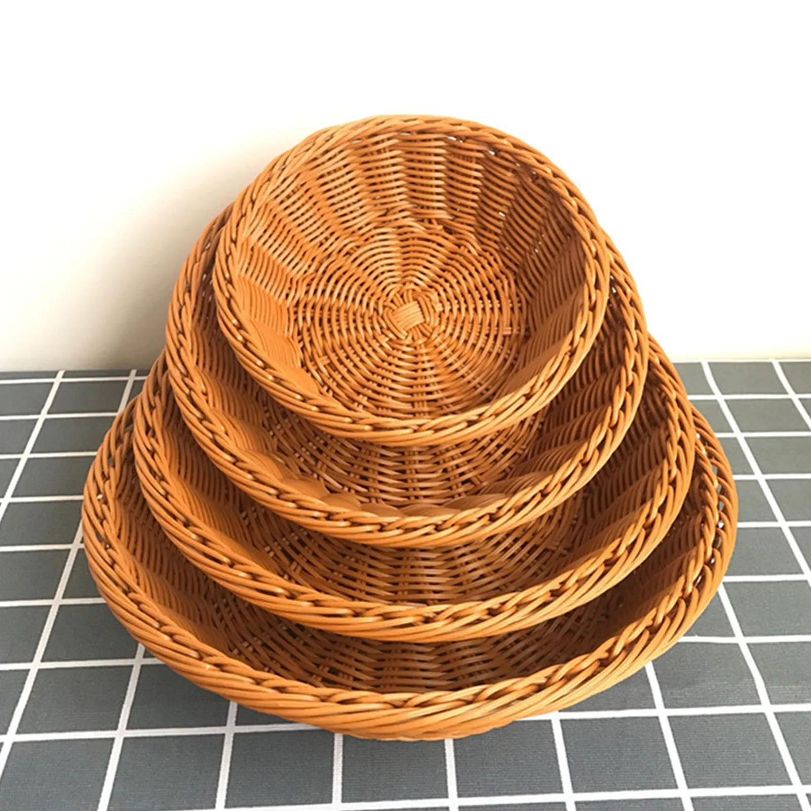 

Imitation Rattan Round Fruit Basket Sundry Storage Basket Hand-Woven Picnic Food Storage Box Home Kitchen Storage Supplies