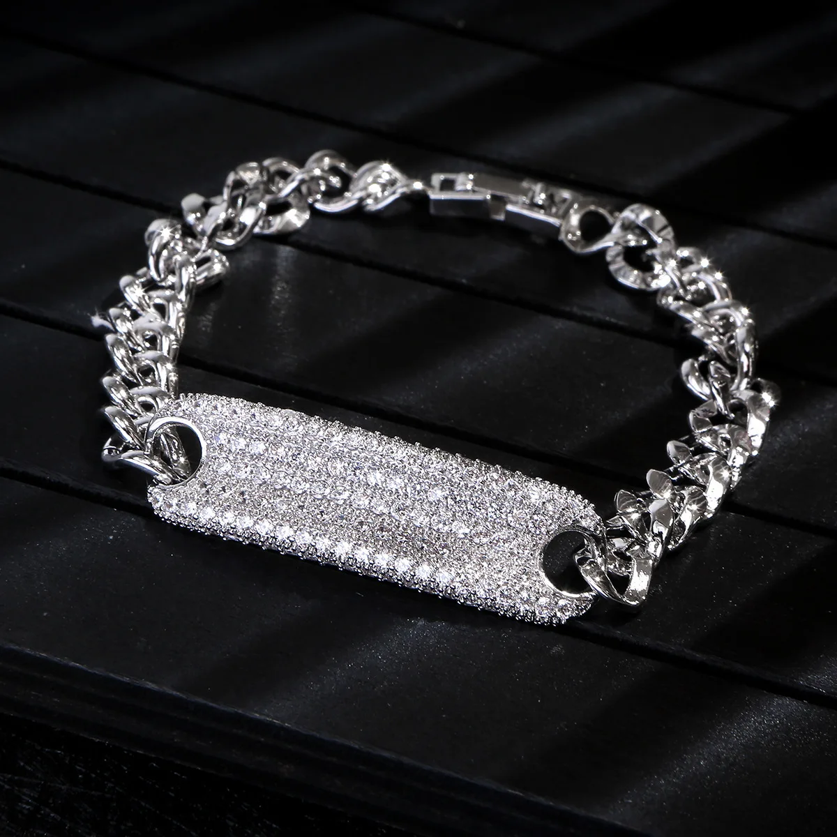 

HIBRIDE Popular unisex simple fashion sliver color bracelet dress decorative jewelry suitable for wedding party ball gift B221