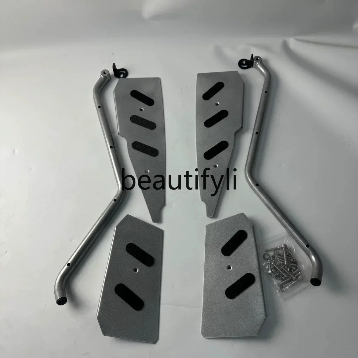

Applicable to Sanyang Cruise 400 bumper bumper anti-drop bar spotlight bracket modified special bar