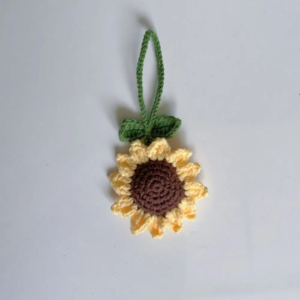 Gifts Wool Knitted Strawberry Pendant Pink Red Yellow Handmade Knitted Bookmark Strawberry Flower Leaf Pendant Women