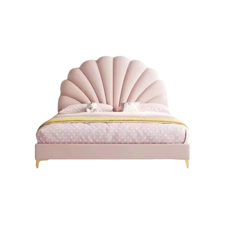 

Solid Wood Frame Children's Bed Comfortable and Durable Luxury Cartoon Design for Bedroom Hotel Toddler Bed for Living Room