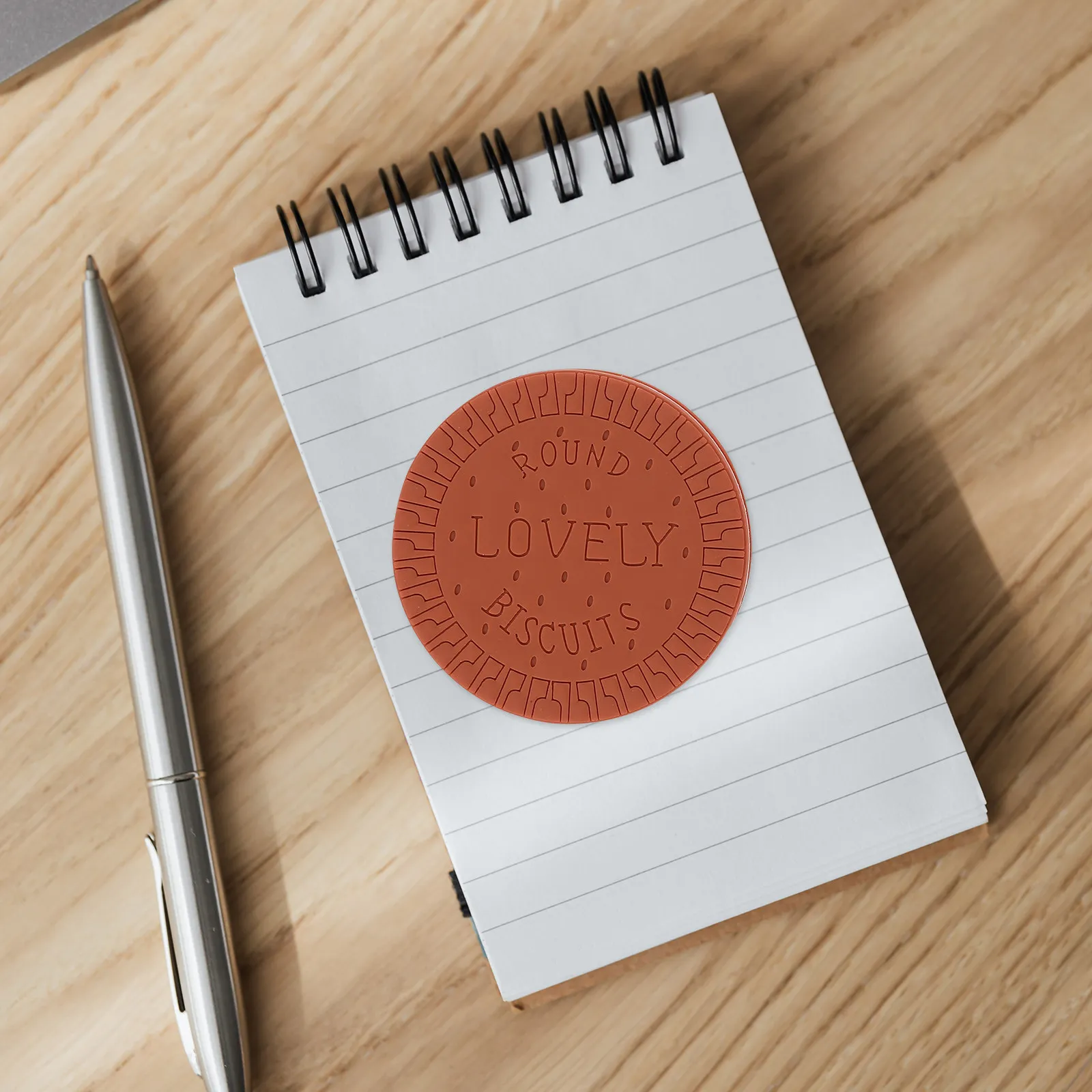 2Pcs Portable Sticky Memo Pads Cookies Design Self Adhesive Notes Removable Not Leave Residue Easy to Use Bright Noticeable