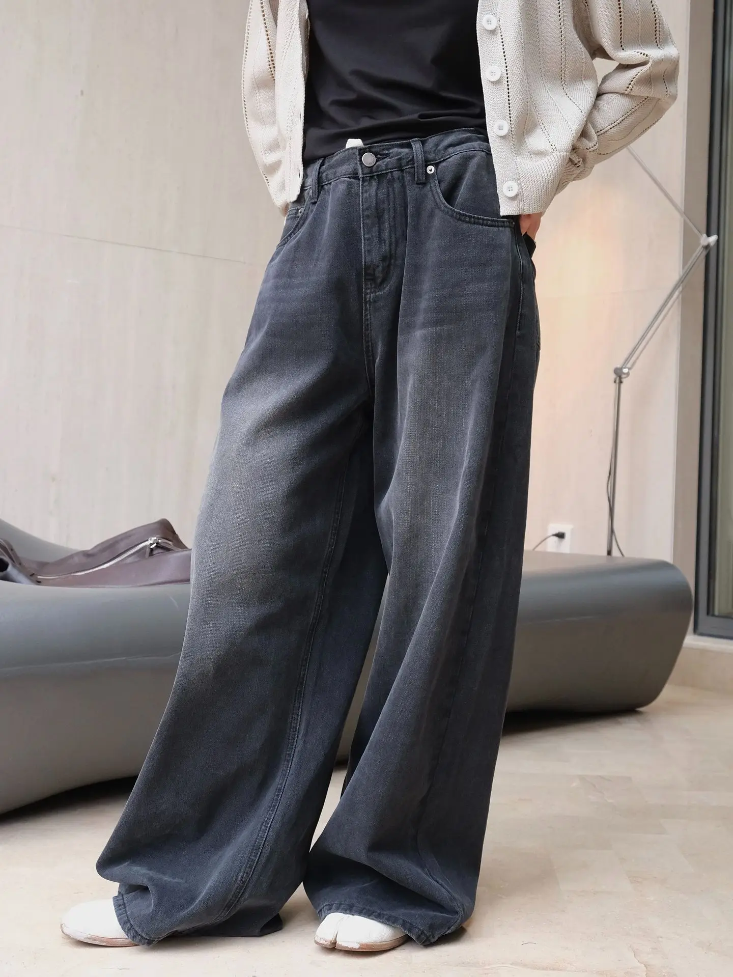 Autumn and winter women\'s casual solid color high waisted loose denim wide leg pants