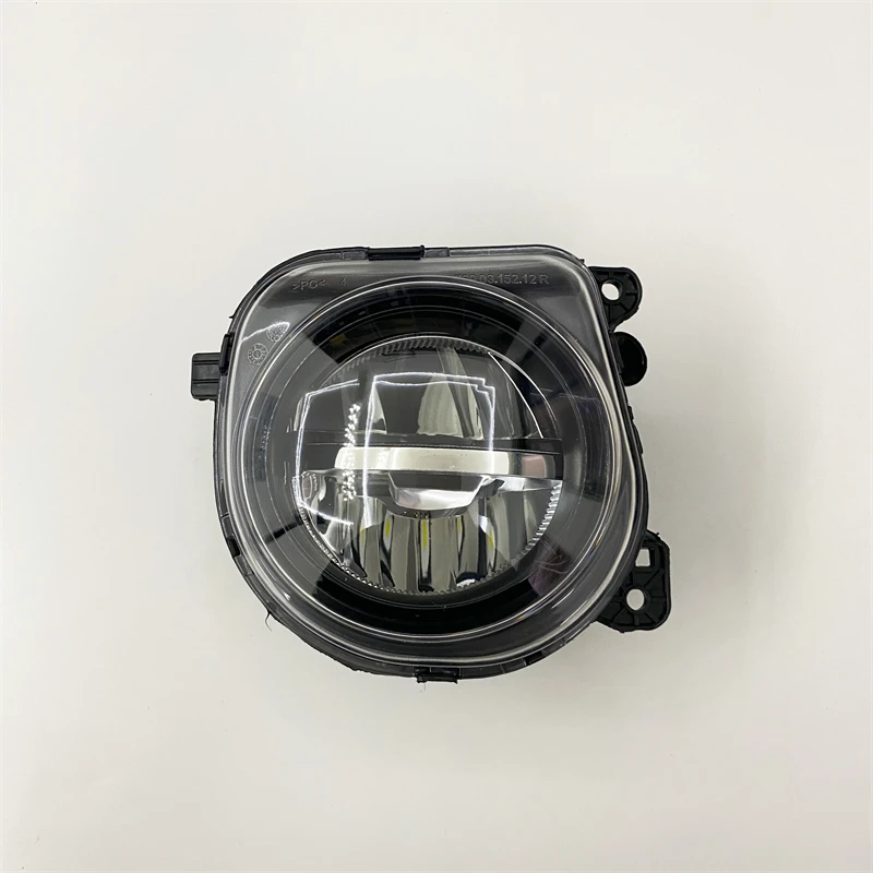 STZT 63177311294 Auto Parts FRONT FOG LAMP 6317 7311 294 For BMW 5 SERIES F10 F18 F07