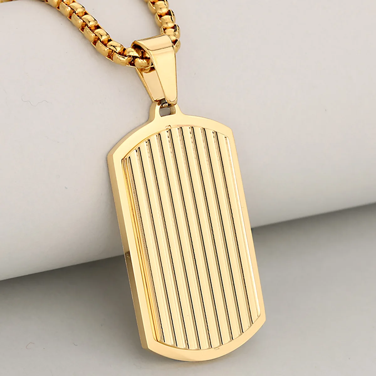 Minimalist Advanced Wavy Simple Stainless Steel Dog Tag 2-in-1 Two-Tone Pendant Necklace for Women and Men, Exquisite Necklace