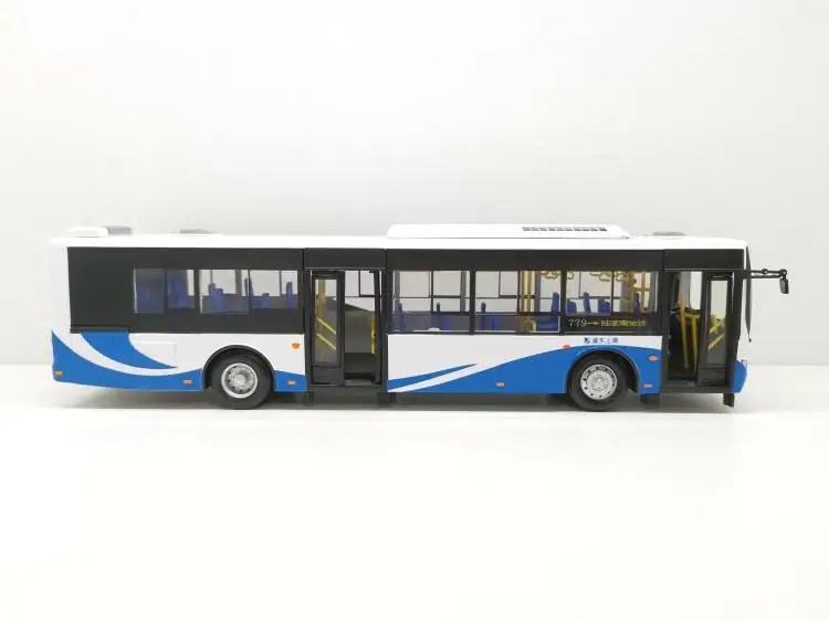 1:42 Bus Shanghai Pudong Bus Model 779 road coating customized version