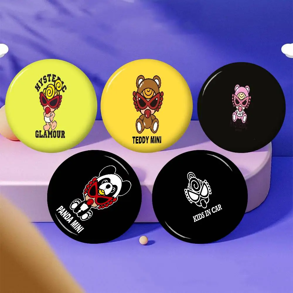Japan Fashion H-Hysteric M-Mini Creative Tinplate Soft Button Pins Animal Icon Brooch Lapel Backpack Badge Accessories Pin