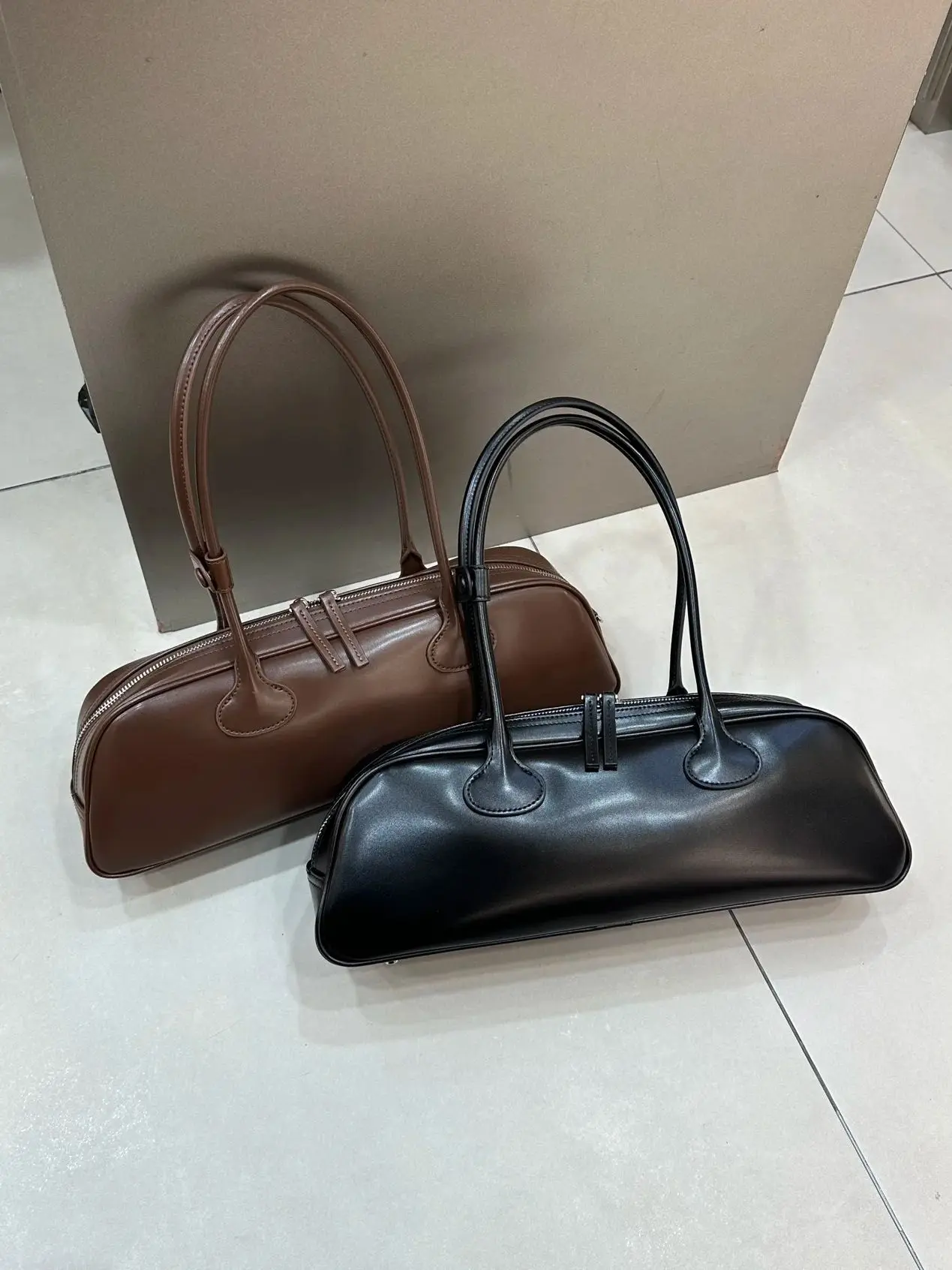 

Новая женская сумка-багет из натуральной кожи, дизайнерская, класса люкс, модная, из воловьей кожи, на плечо, кроссбоди, тоут, подмышечная