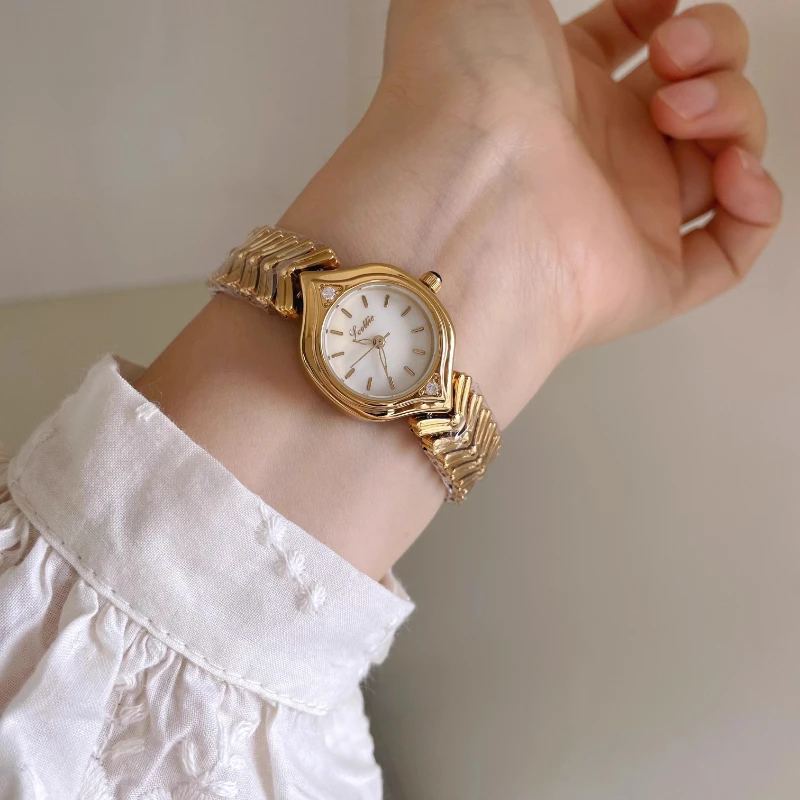 Student Classic Trend Ladies Watch Elegant Simple Temperament 2025 Waterproof Quartz Watch Birthday Gift