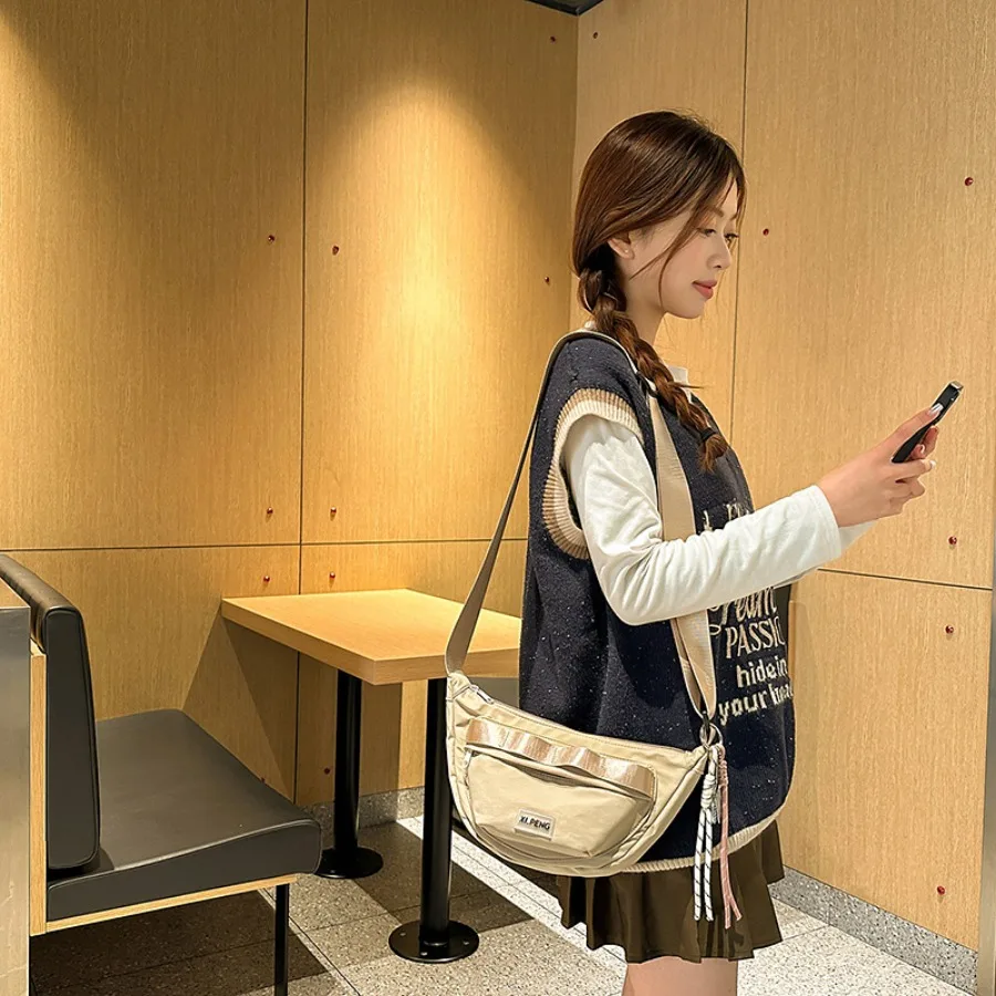 

Модная повседневная маленькая сумка из нейлоновой ткани в корейском стиле, модная дорожная сумка на одно плечо, универсальная сумка через плечо