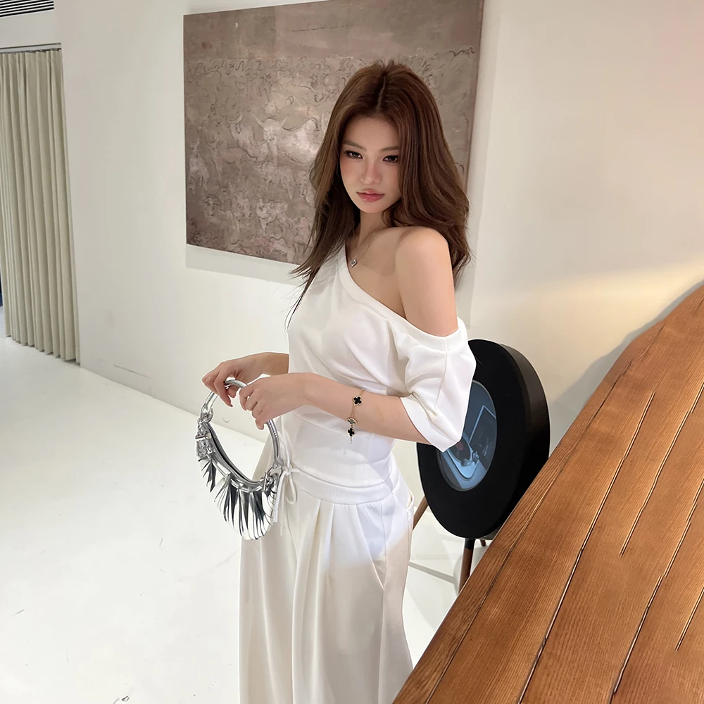 

Summer 2026 Women's Casual Waist-Cinching Shoulder-Off Two-Piece Set Wide Leg Pants Fashionable Loose Top Bottom Ensemble