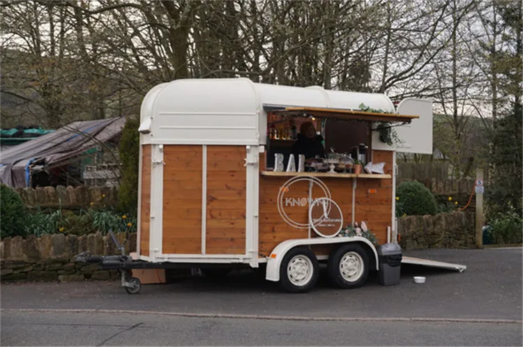 屋外モバイルピザ自動販売カート、レトロなキャラバン、ファーストフード、馬の箱、バントレーラー、ヨーロッパ