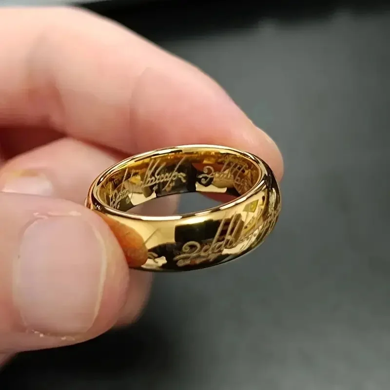 Elegant Men's Ring in Gold Plated