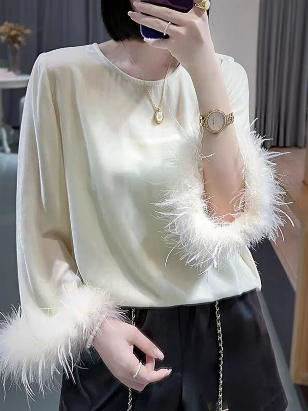 

Ele Long Sve T-irt Women's Early Spring High-End Chic Loose Splicing Ostrich Feather Base irt Top