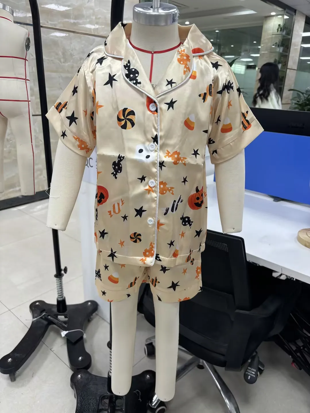 

Baby Clothing Boys Halloween Pajamas Set Pumpkin Ghost Star Print Short Sleeve Tops Shorts Satin Sleepwear