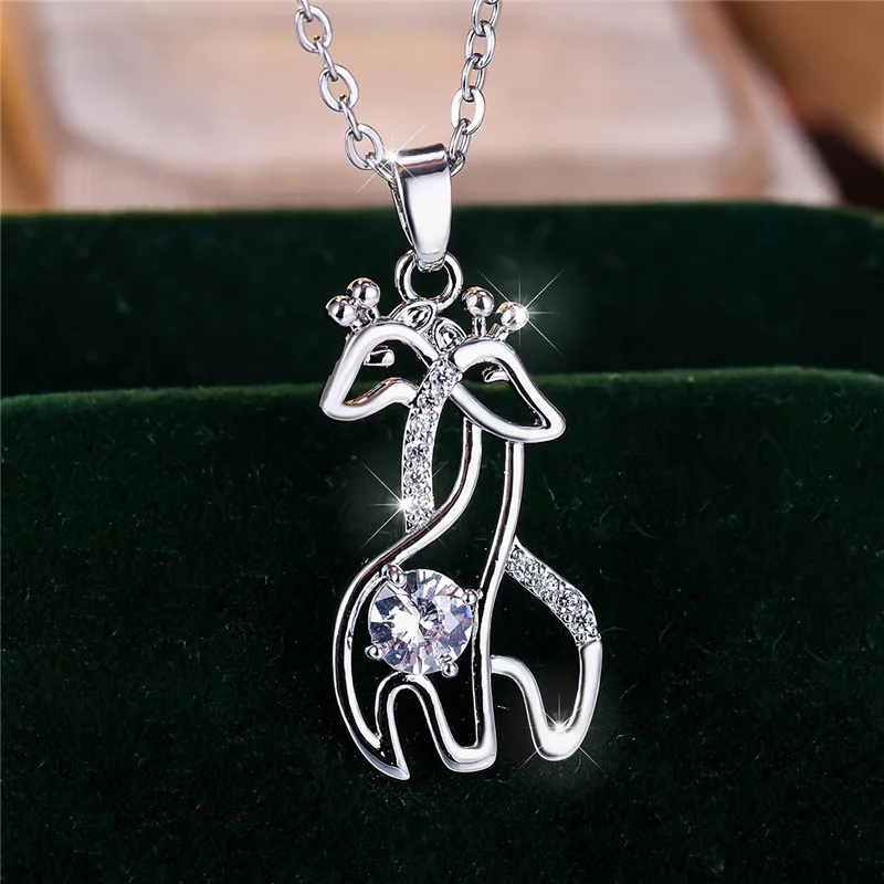 Cute Female Crystal Stone Giraffe Pendant Necklace Vintage Wedding Jewelry For Women Mother\'s Day Gift