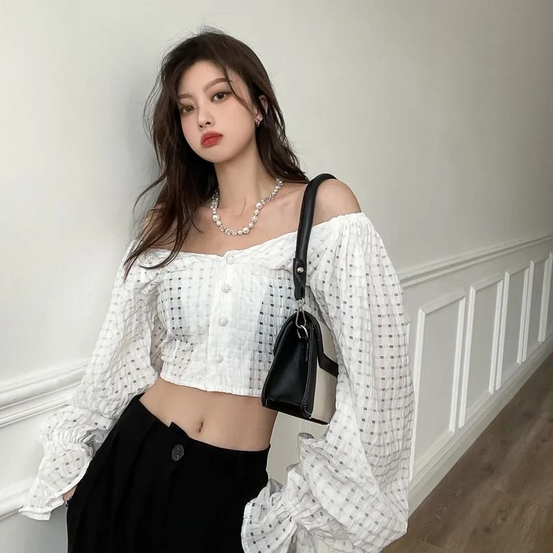 Lady Sexy Hollow out Short Shirt New Long Sleeve V-neck Top Fashion Korean Style Bell Sleeve Shirt