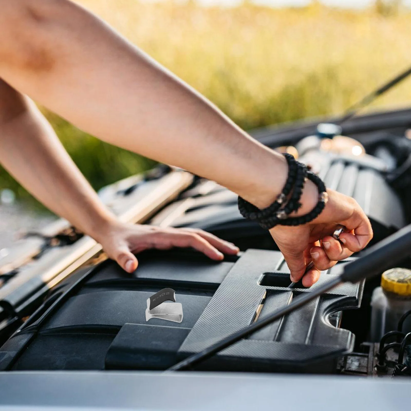 

Fuel Door Lid Spring Clip Aluminum Plastic Materials Long Lasting Performance Quick Installation Gas Tank Cover