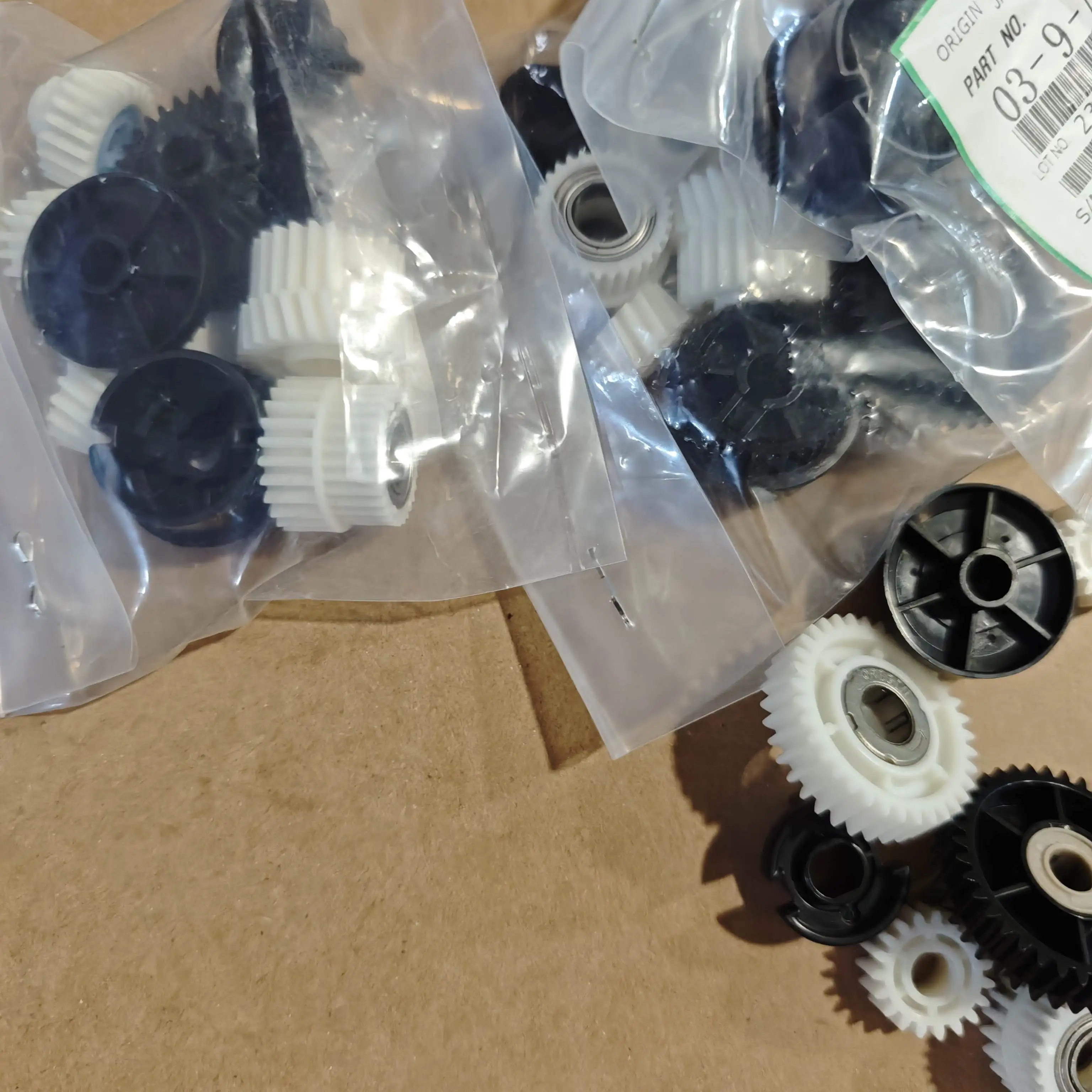 

1set Paper Feed Gear Kit In Ricoh Mp 7500 7502 6002 9002 8000 8001 9001 2060 1060 Aficio Mp 7503 9003gear Ab01-7617 Ab01-1469
