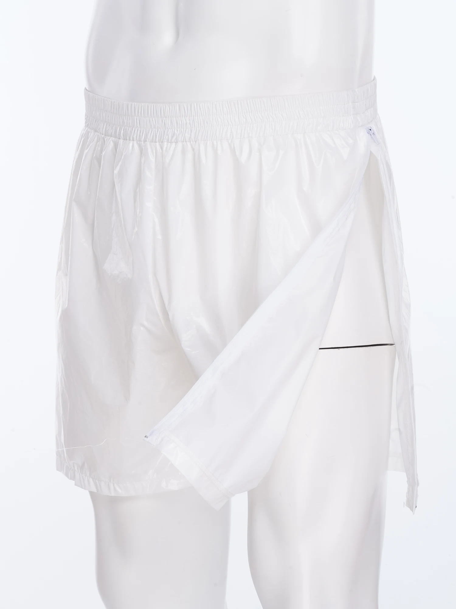 

Adult Men Black Elastic Waistband Loose Mini Shorts Casual Daily Sport Running Workout Summer Swimming Trunks Short Pants