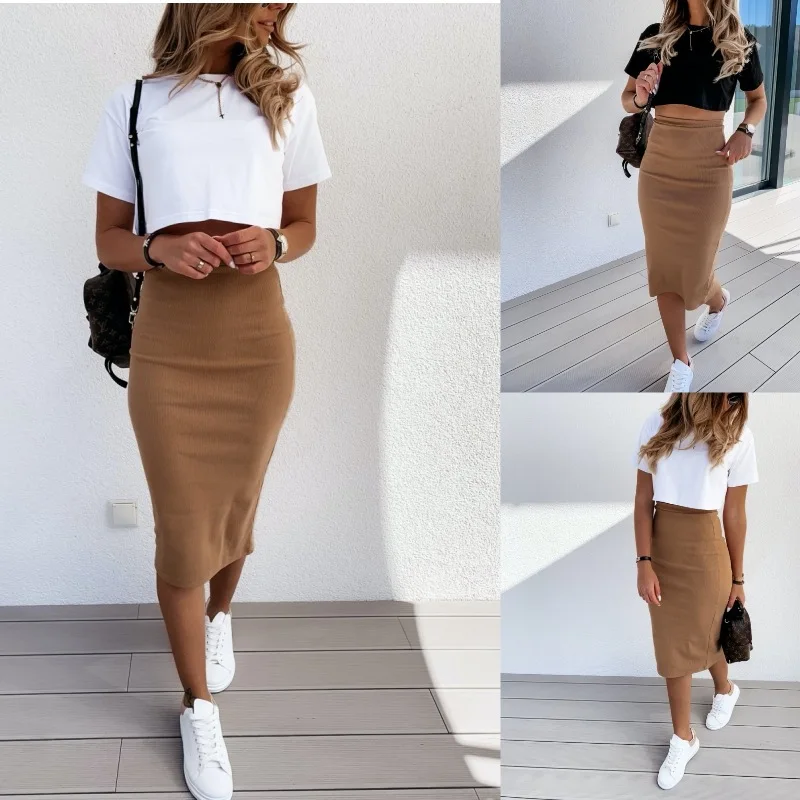 

Half Length Skirt Short Sleeved T-shirt Two-piece Set