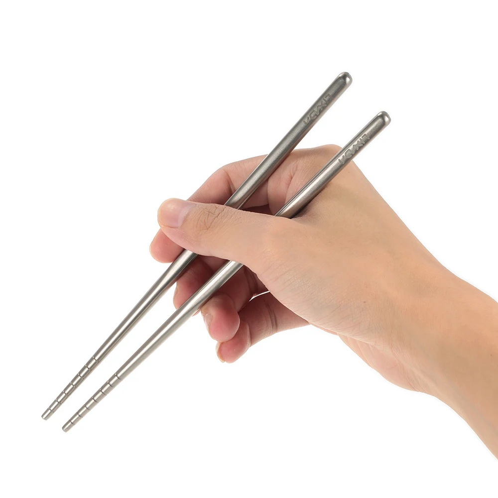 

Lixada 1 Pair of Titanium Lightweight Ultra-strong Square Reusable Chopsticks with Carrying Pouch Camping Utensils Outdoor