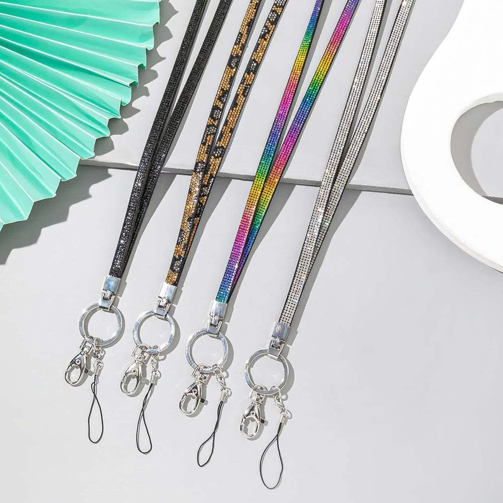 Fashion Luxury Shiny Phone Lanyard Colorful Bright Rhinestone Short Phone Lanyard DIY Anti Lost Camera Neckband Lanyard