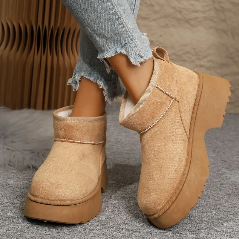 

2026 New Fashion Women's Snow Boots Thick Sole Leisure Plush Boots Warm Non-slip Mid-tube Boots Wedge Heel Women's High Heels