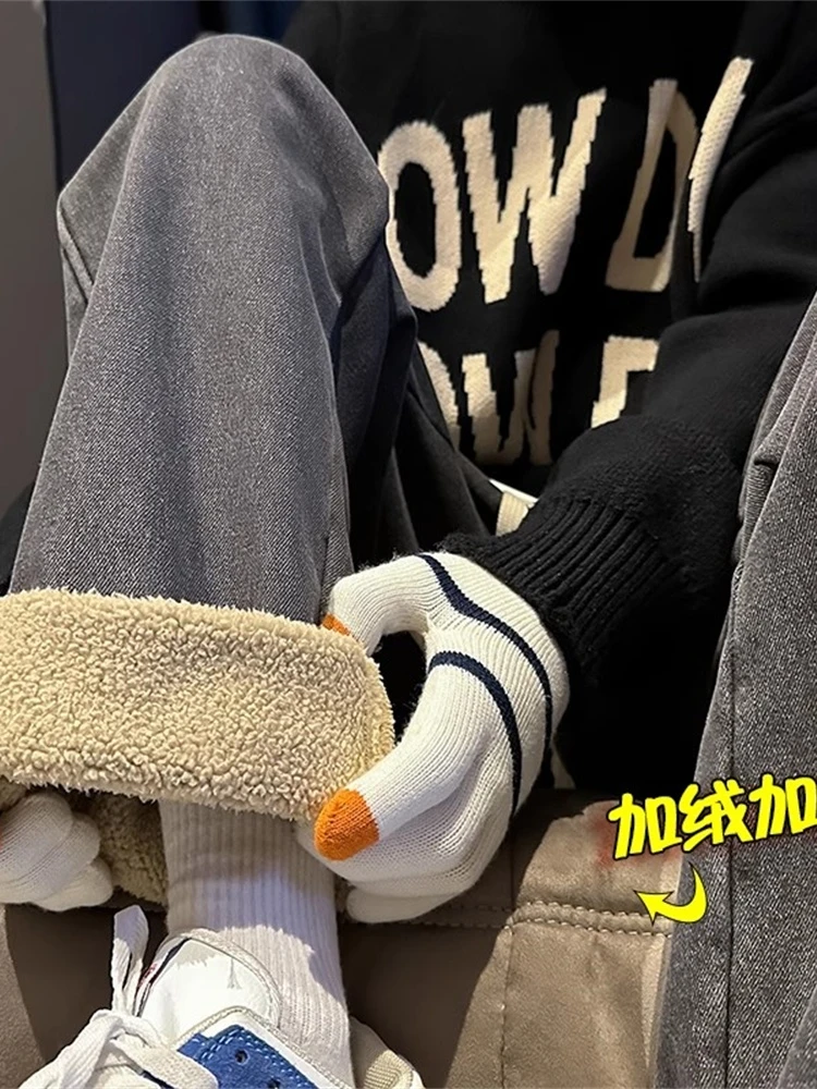 

Мужские джинсы с меховой подкладкой из овчины, теплые, широкие, повседневные, осенне-зимние, в американском стиле High Street, джинсовые брюки с эффектом потертости