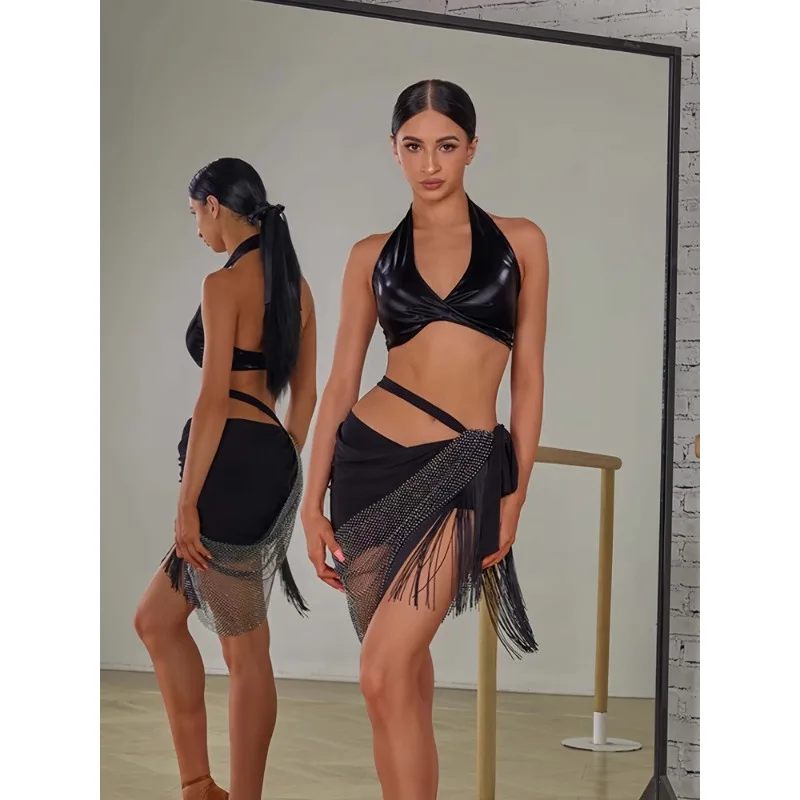 

Adult Latin Dance Dress Set for Women Backless Halter Top Sequin Tassel Skirt Black Red Practice Outfit Cha Cha Samba Dancewear