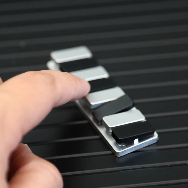 

Piano Keys 8 Keys Fidget Clicker Aluminum Alloy EDC Fidget Toys Office Stress Relief Toy Fidget Slider For Adult Children Gift