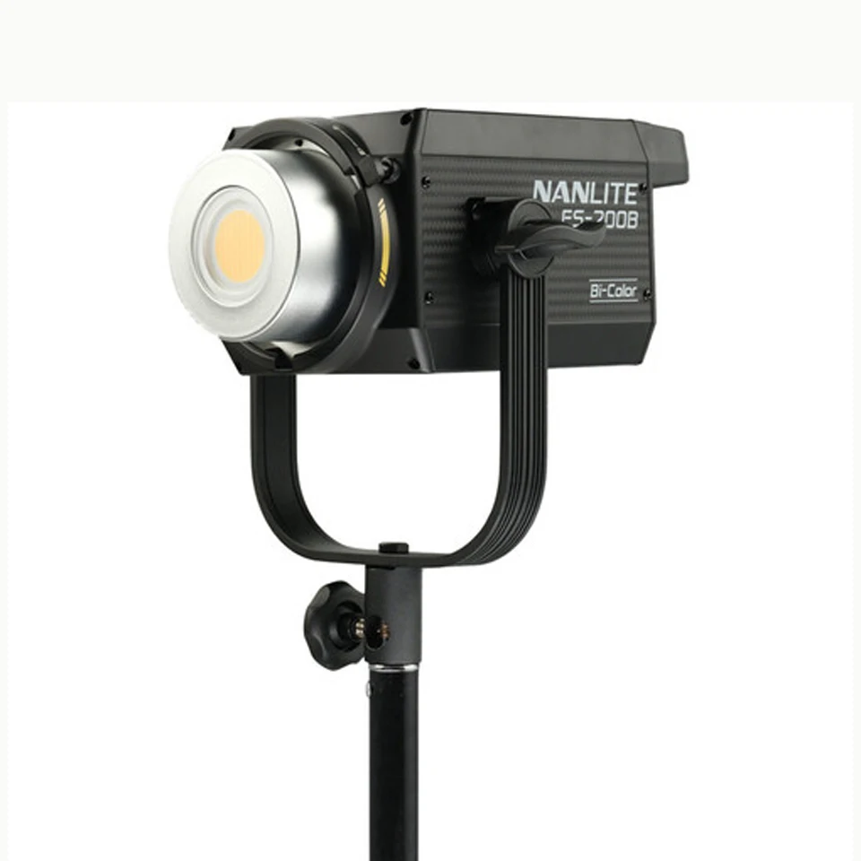 Nanlite FS-200B 200W 2700K to 6500K Bi-color COB Video Light for Camera Photography Studio Fill Light with CRI 96 TLCI 97