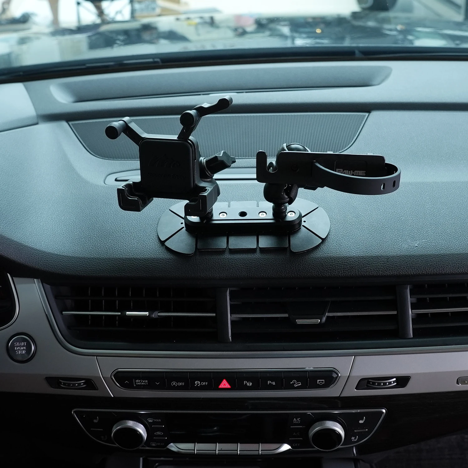 Universal center console dashboard integration bracket Off-road vehicle mobile phone walkie-talkie extension bracket