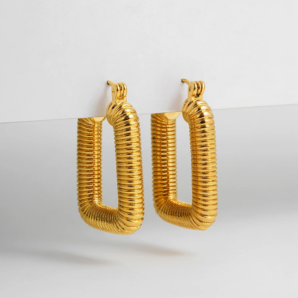 

Personality Rock Anti Allergic Metal Thread Texture Shape Huggie Hoop Earrings Statement Thick Square Twist U Shape Trend Bijoux