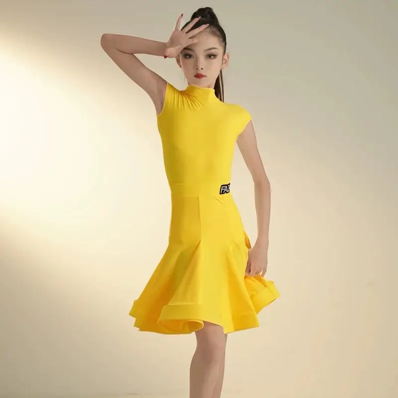 夏子供のラテンダンス競技ダンスドレス女の子のためのプロフェッショナル標準バッグショルダーノースリーブ品質ダンススカート