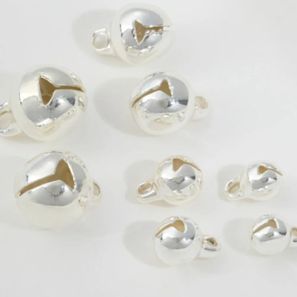 

1Pcs Copper Charms Small Bell Pendant Silver Ringing Bell Pendant DIY Handmade Jewelry Pendant Material