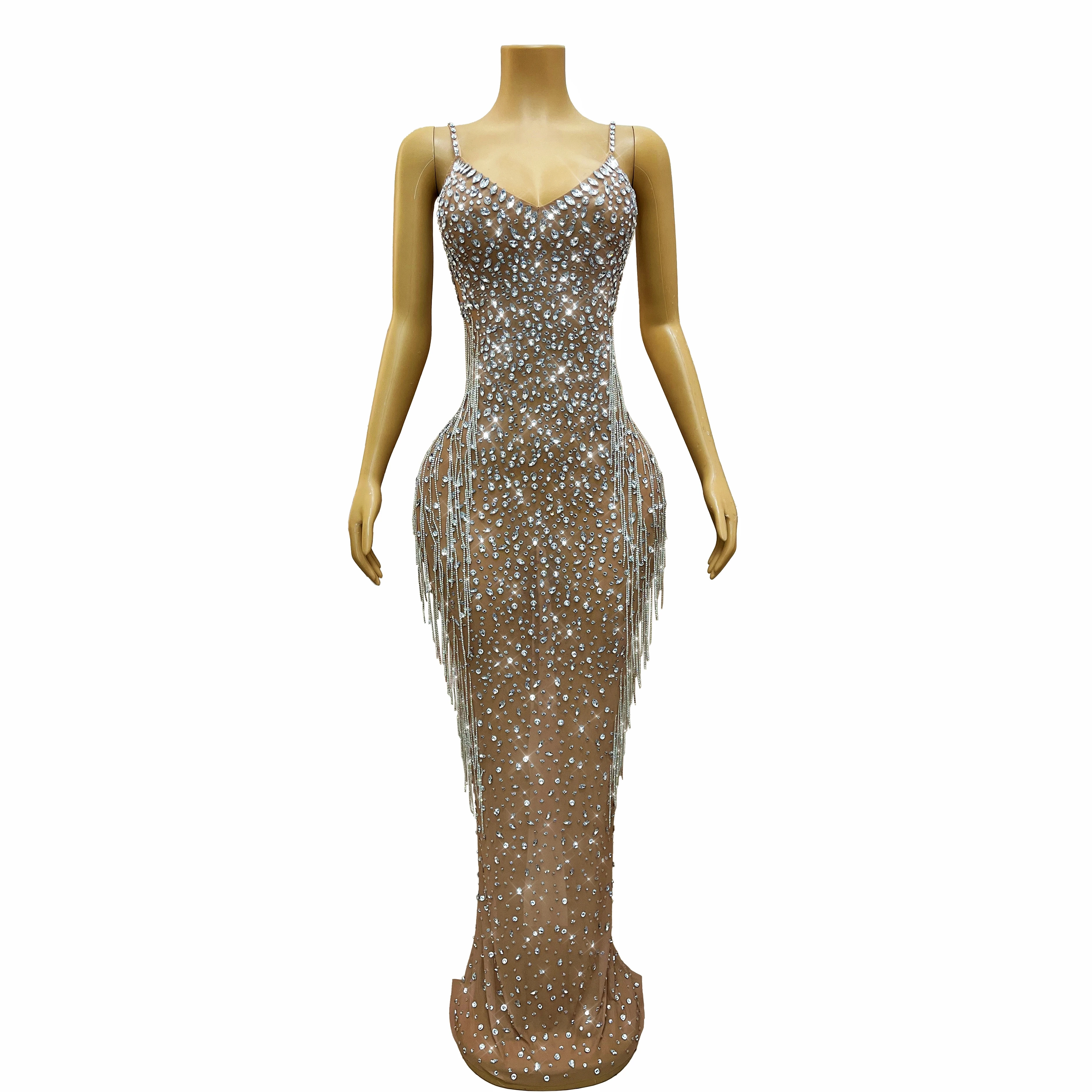 ชุดเดรสตาข่ายสีนู้ดเซ็กซี่ประดับคริสตัลและโซ่ร้อยประกายระยิบระยับสำหรับผู้หญิง งานปาร์ตี้ งานเฉลิมฉลอง งานราตรีบนพรมแดง งานแสดงเสื้อผ้า Xingqi