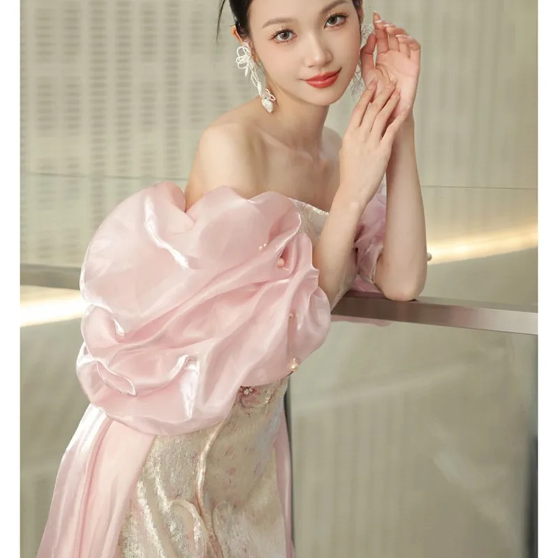 الوردي خارج خزانة مأدبة خفيفة فاخرة الصدر الفن اختبار نمط نخب اللباس #4